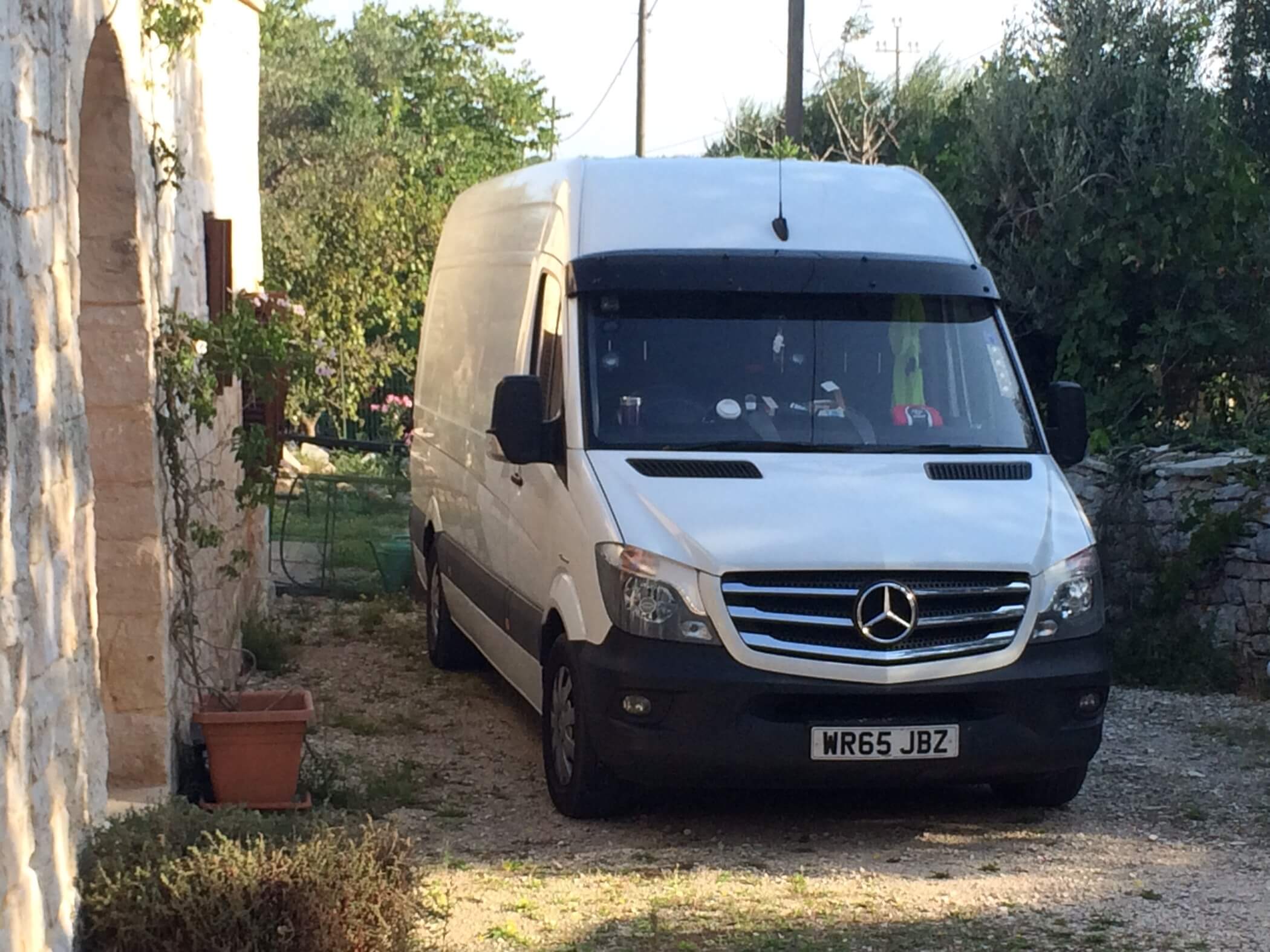 Van load from Puglia