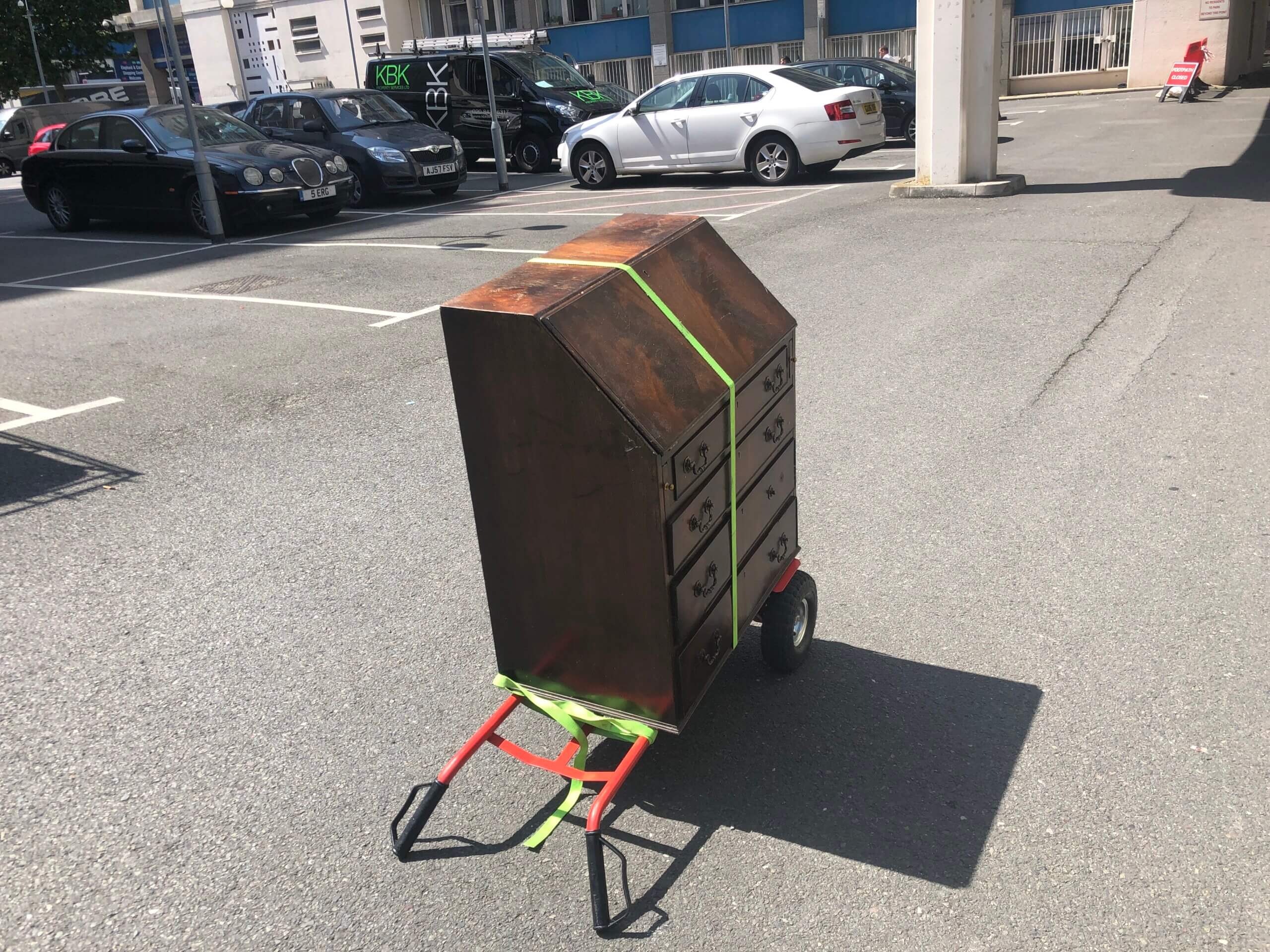 One man furniture transport